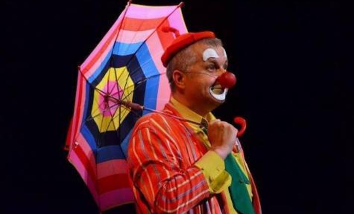 Klaun Feliks - Klaun w balonie - zdjęcie
